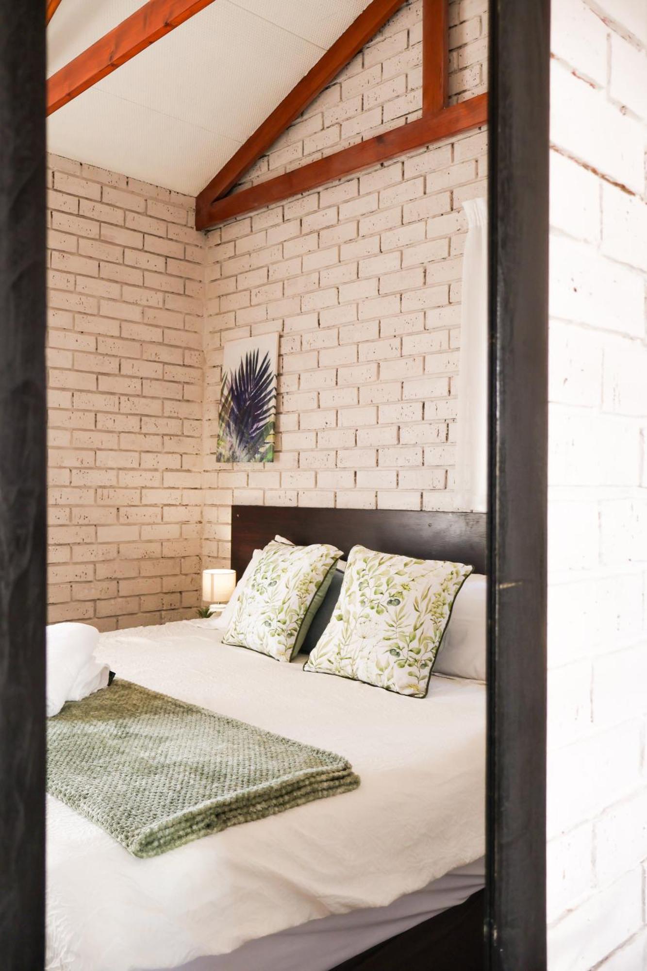 Clarens Eddies Guest house Buitenkant foto