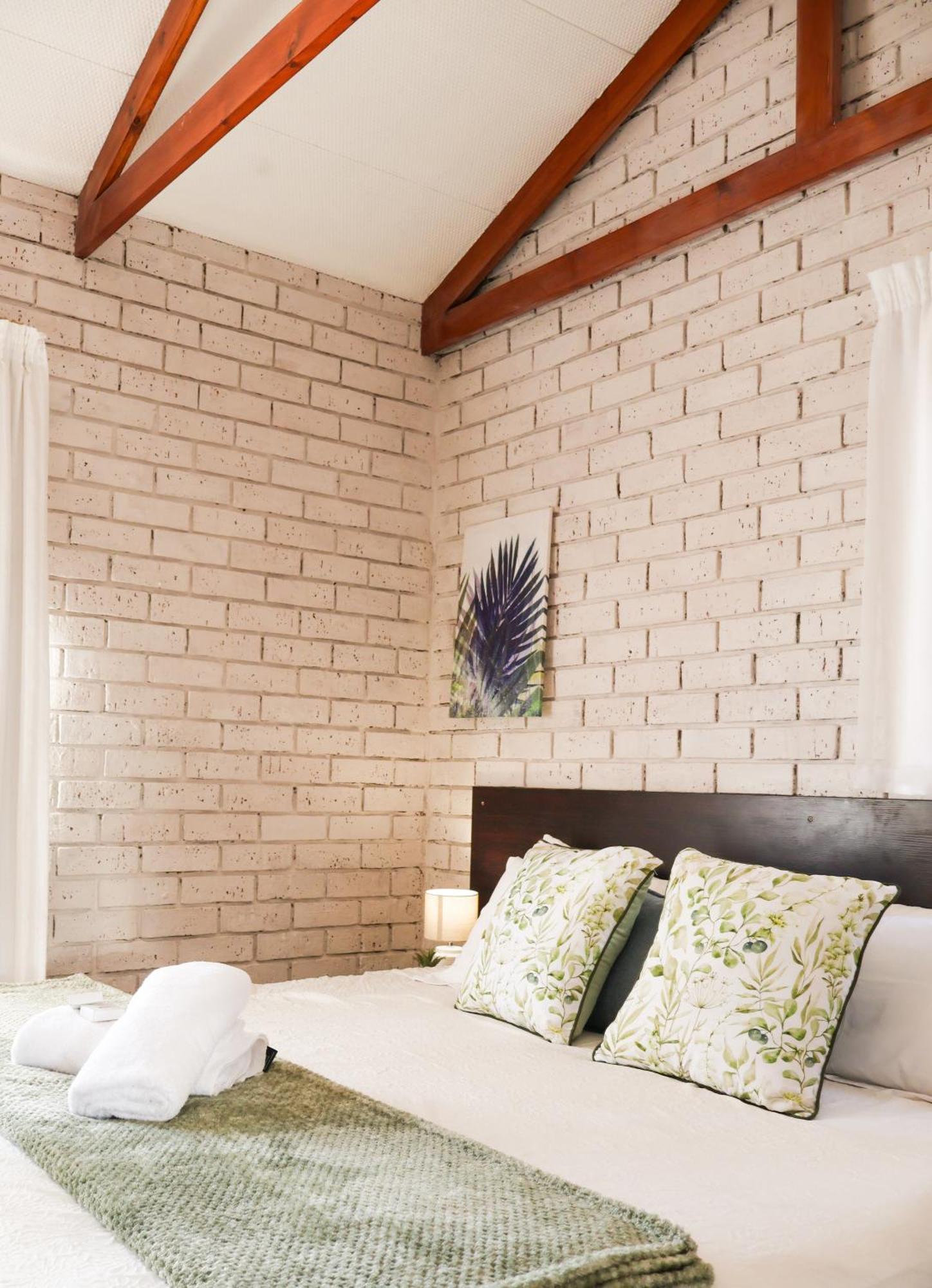 Clarens Eddies Guest house Buitenkant foto