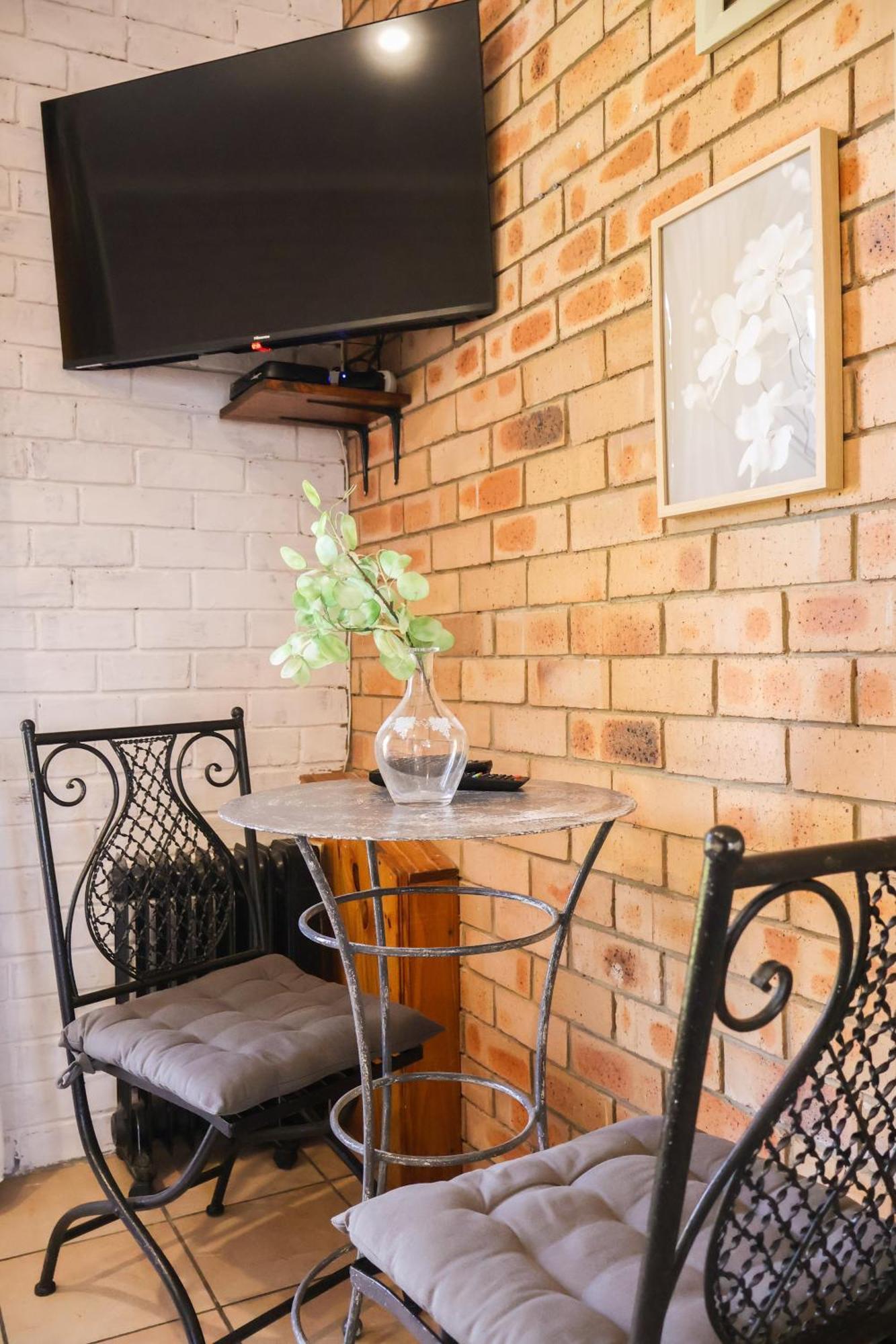 Clarens Eddies Guest house Buitenkant foto