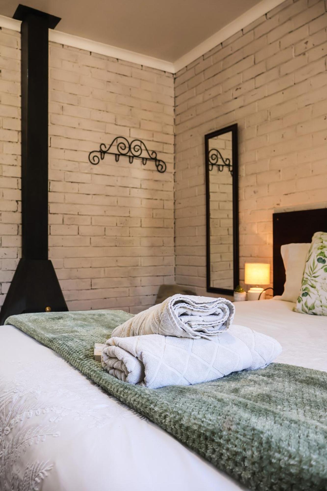Clarens Eddies Guest house Buitenkant foto