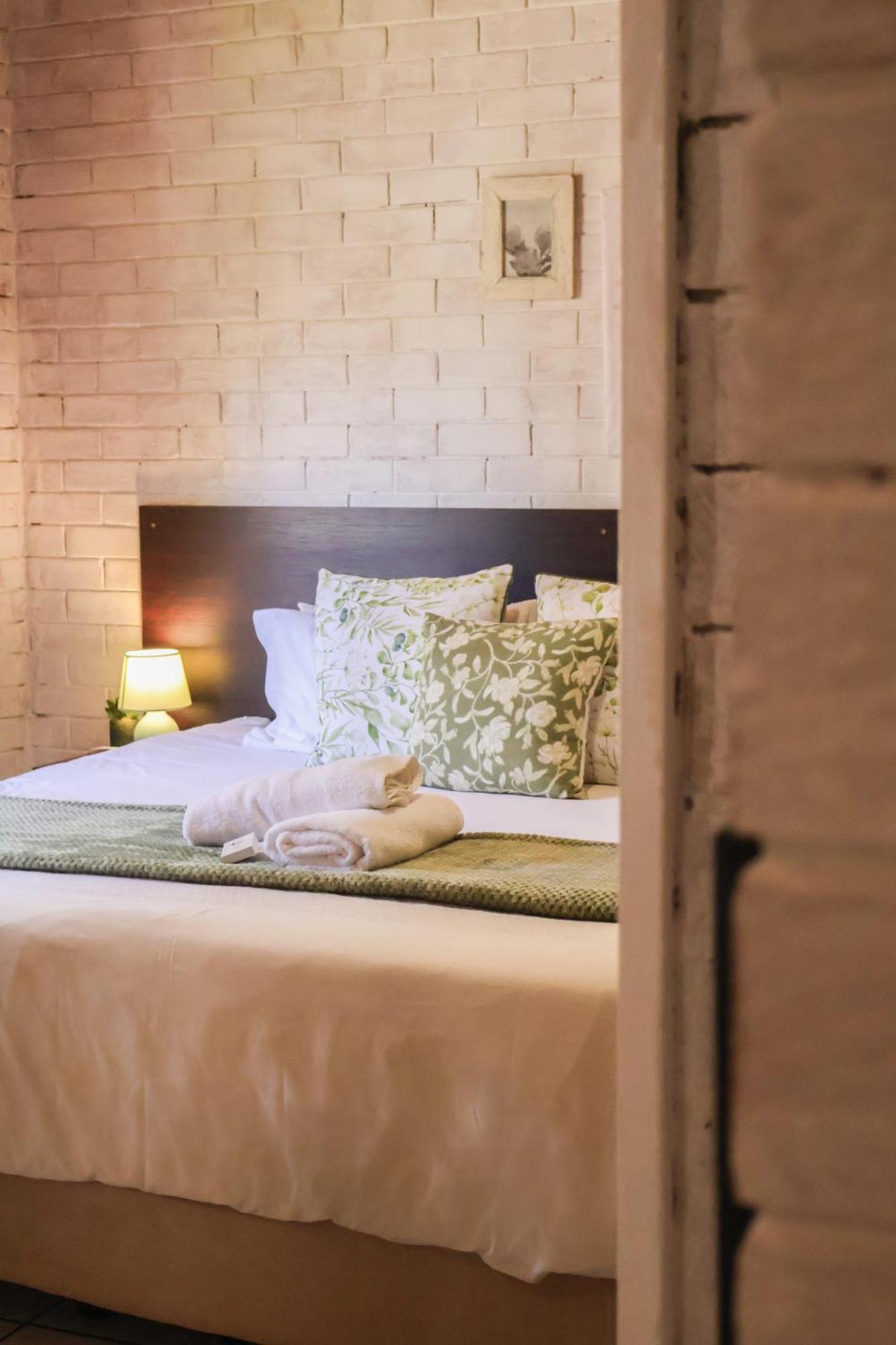 Clarens Eddies Guest house Buitenkant foto